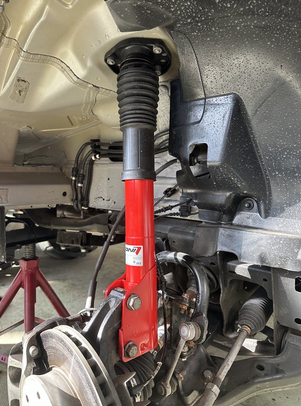 Leistungen 4 Fahrwerksoptimierung KONI-Stoßdämpfer