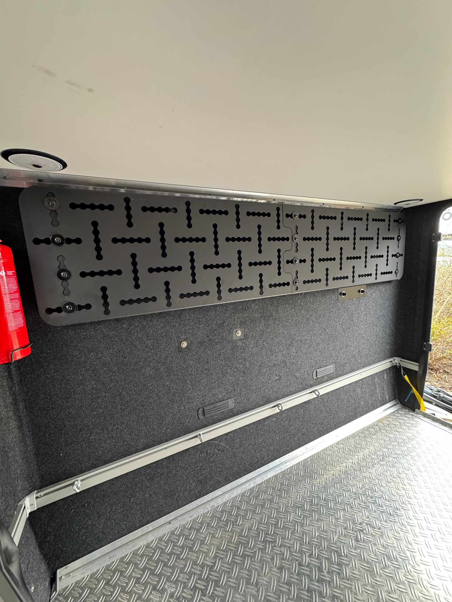 HYMER MLT Heckgarage Organizer – Ordnungssystem für Wohnmobil Stauraum 3 HYMER MLT Heckgarage Organizer – Ordnungssystem für Wohnmobil Stauraum – Bild 3